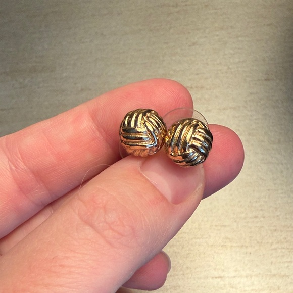 kate spade Jewelry - Kate Spade Gold Sailor Knot “Know the Ropes” Women's Earrings EUC